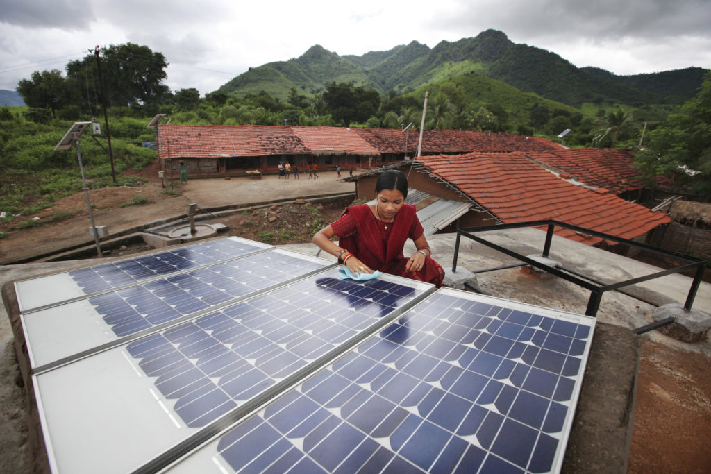 Solar power engineering training in Tinginaput, India (DFID)